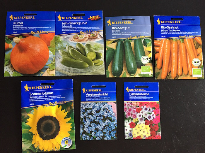 Blumensamen und Gemüse: Kürbis, Sonnenblumen, Möhren