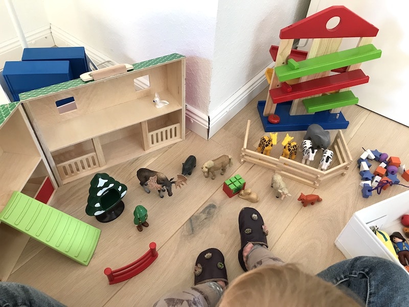 Püppilines Spielzeug mit 18 Monaten: Holz, Tiere und Stapelwürfel | Mehr Infos auf Mamaskind.de