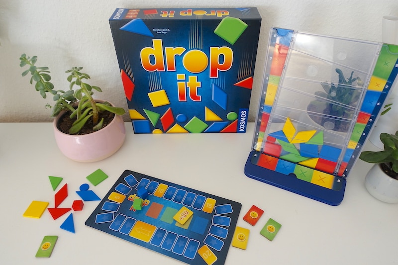 Drop It von KOSMOS: das lustige Brettspiel, bei dem man hoch hinaus will, für die ganze Familie | Mehr Infos auf Mamaskind.de