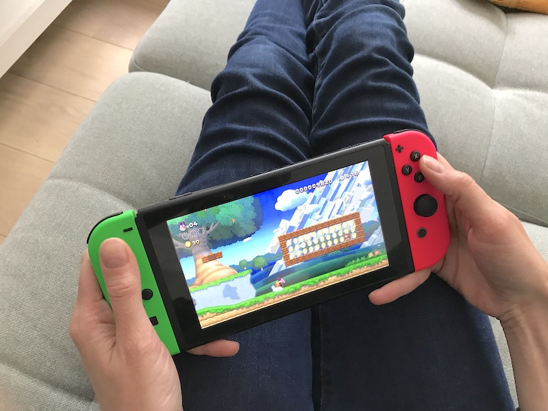 Ich starte einfach: New Super Mario Bros. U Deluxe mit Anfänger-Charakter | Mehr Infos zu den 10 coolen Nintendo Switch Spielen für Kinder auf Mamaskind.de