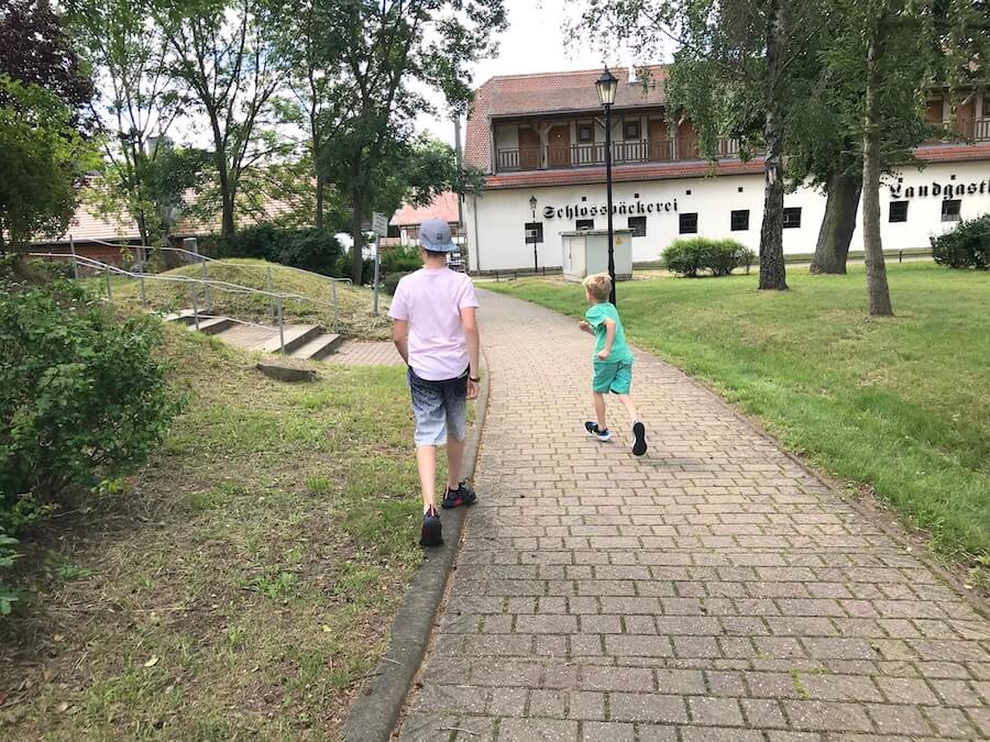 Wir erkunden Schloss Diedersdorf mit drei Kindern. - Mamaskind.de