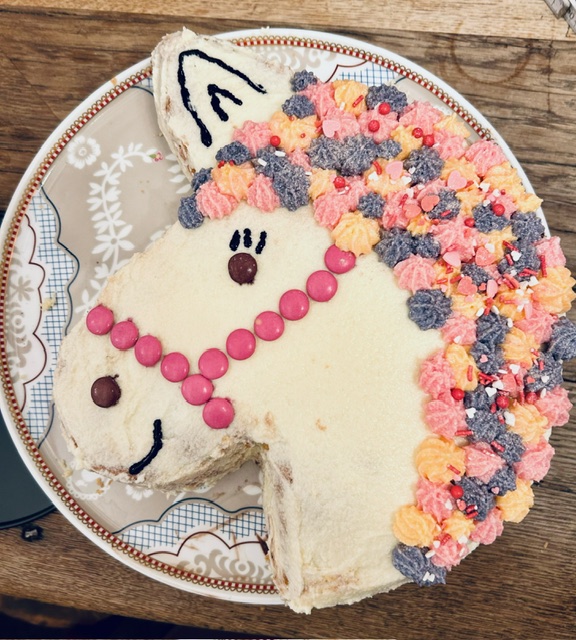 Pferdekopf-Kuchen mit Buttercreme