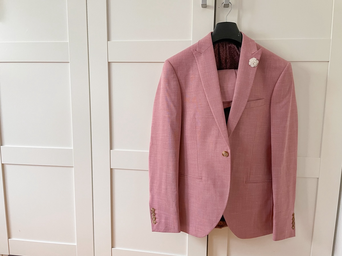 Anzug zur Jugendweihe - rosa und festlich - bitte.kaufen