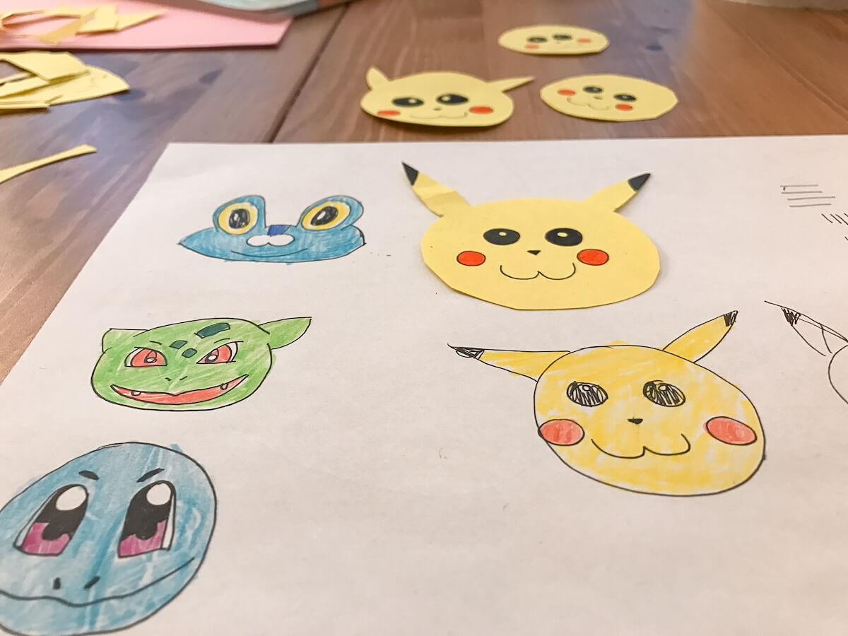 Anleitung: Pokémon malen, Skizze zeichnen, anfangen beim Kopf, mit Formen Ohren und Augen hinzufügen und etwas üben - bitte.kaufen