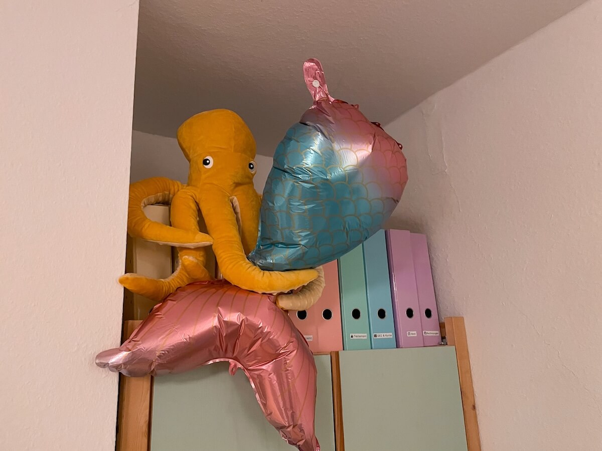 Krake Plüschtier und Flossen-Ballon - bitte.kaufen