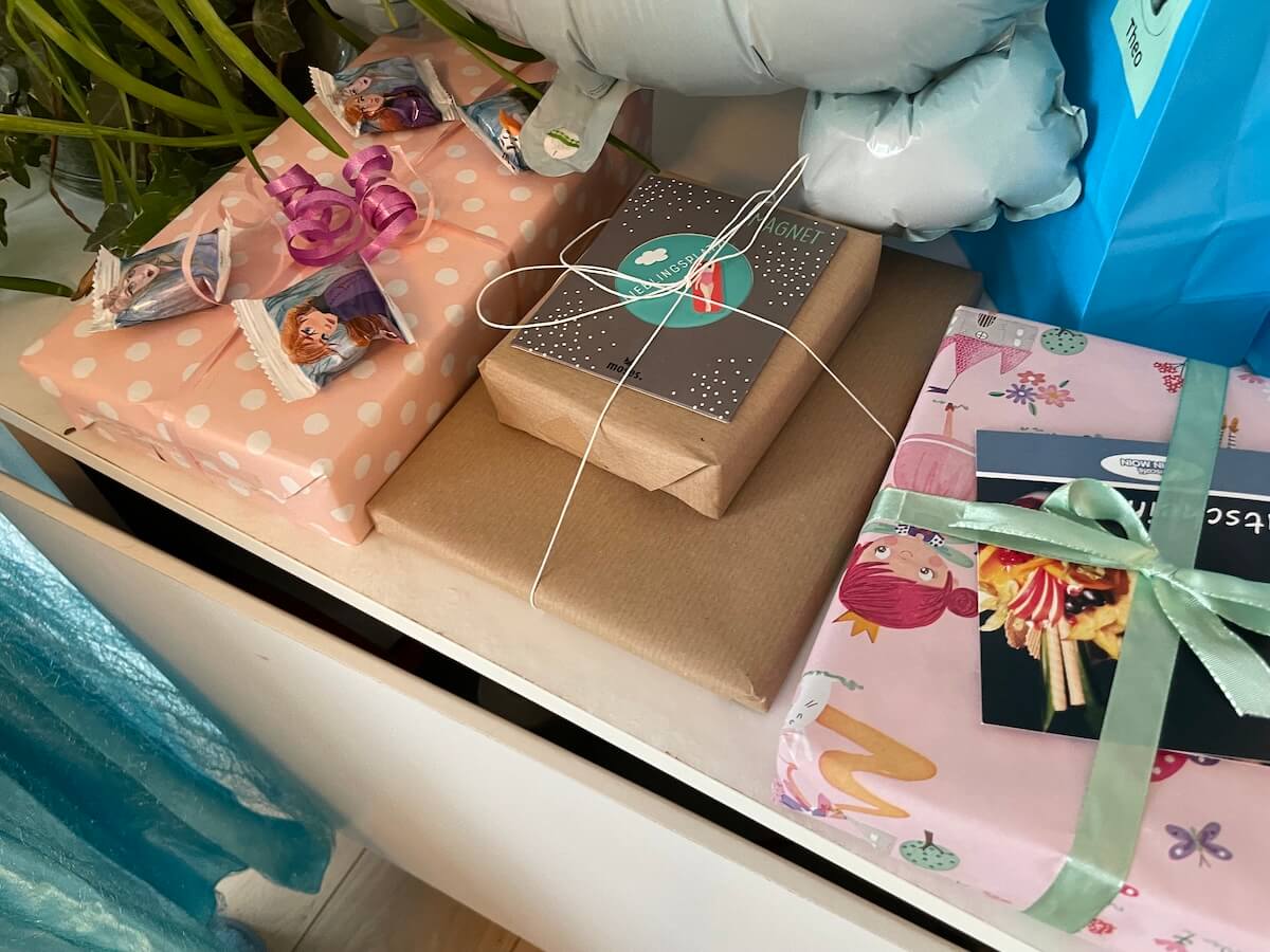 Geschenkideen unter 15 € zum Kindergeburtstag - Tipps einer Dreifachmama - bitte.kaufen
