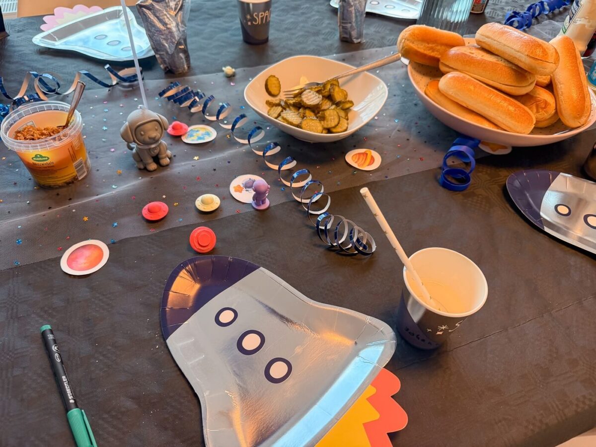 Idee: Hotdogs als Abendessen für die Party